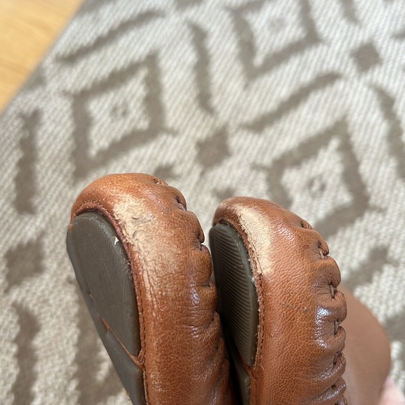 Cole Haan leather loafers (color: cognac, size 9) - Picture 4 of 4